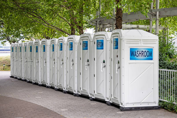 Best Porta potty rental for parties  in Acushnet Center, MA